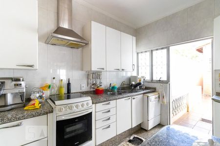 Casa para alugar com 273m², 3 quartos e 5 vagasCozinha