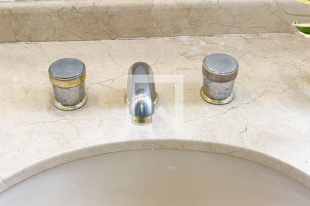 Apartamento à venda com 106m², 3 quartos e 1 vagaBanheiro da Suíte