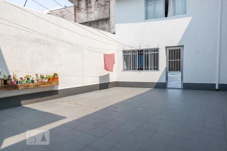 Casa à venda com 300m², 4 quartos e 3 vagas Casa à venda com 300m², 4 quartos e 3 vagasQuintal