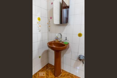 Casa à venda com 300m², 4 quartos e 3 vagas Casa à venda com 300m², 4 quartos e 3 vagasBanheiro 1