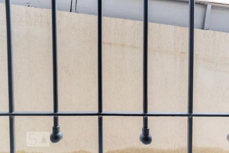 Casa à venda com 300m², 4 quartos e 3 vagas Casa à venda com 300m², 4 quartos e 3 vagasVista