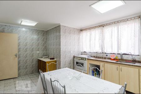 Apartamento à venda com 205m², 2 quartos e 2 vagas Apartamento à venda com 205m², 2 quartos e 2 vagasCozinha