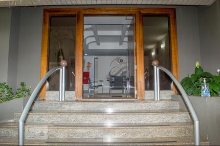 Apartamento para alugar com 47m², 1 quarto e 1 vaga Apartamento para alugar com 47m², 1 quarto e 1 vagaEntrada