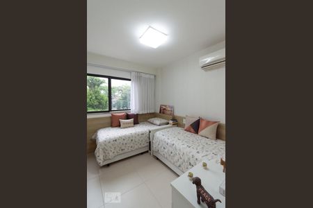 Apartamento à venda com 150m², 3 quartos e 3 vagasQuarto 2 - Suíte