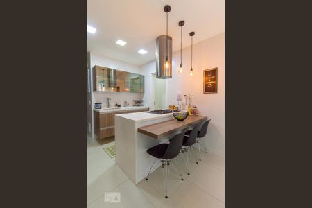 Apartamento à venda com 150m², 3 quartos e 3 vagasCozinha