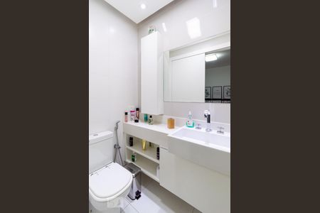 Apartamento à venda com 150m², 3 quartos e 3 vagasBanheiro da Suíte 1