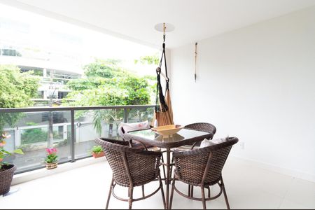 Apartamento à venda com 150m², 3 quartos e 3 vagasVaranda da Sala