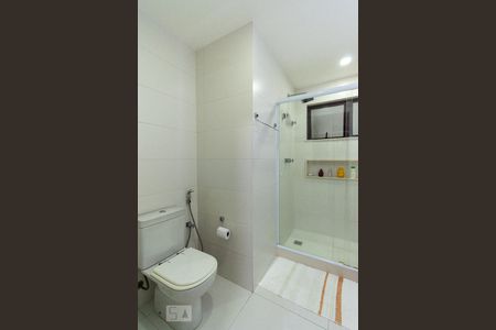 Apartamento à venda com 150m², 3 quartos e 3 vagasBanheiro da Suíte 3