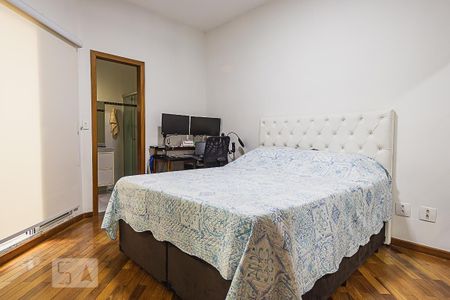 Apartamento à venda com 122m², 2 quartos e 2 vagas Apartamento à venda com 122m², 2 quartos e 2 vagasSuíte