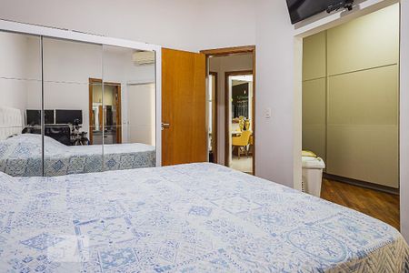 Apartamento à venda com 122m², 2 quartos e 2 vagas Apartamento à venda com 122m², 2 quartos e 2 vagasSuíte
