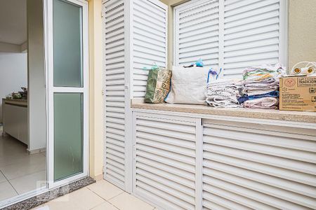 Apartamento à venda com 122m², 2 quartos e 2 vagas Apartamento à venda com 122m², 2 quartos e 2 vagasÁrea de Serviço