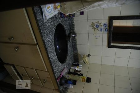 Casa à venda com 300m², 4 quartos e 3 vagasBanheiro 2
