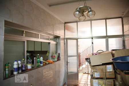 Casa à venda com 300m², 4 quartos e 3 vagasDespensa