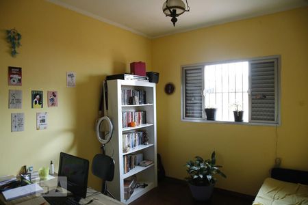 Casa à venda com 300m², 4 quartos e 3 vagasquarto 2