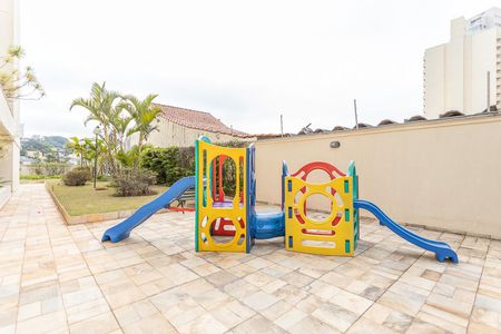 Apartamento para alugar com 100m², 3 quartos e 2 vagasÁrea Comum - Playground