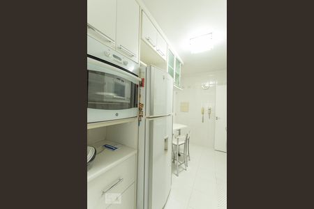 Apartamento para alugar com 100m², 3 quartos e 2 vagasCozinha