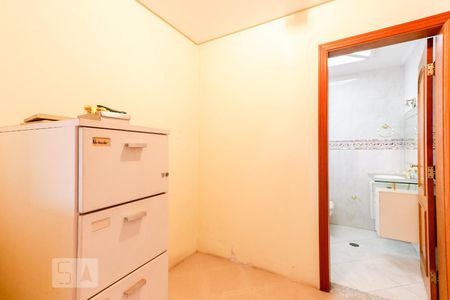 Casa à venda com 494m², 5 quartos e 6 vagas Casa à venda com 494m², 5 quartos e 6 vagasCloset da suíte 1
