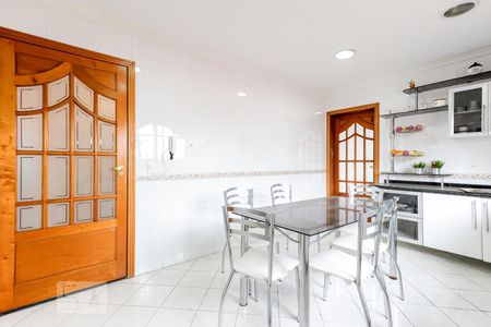 Casa à venda com 494m², 5 quartos e 6 vagas Casa à venda com 494m², 5 quartos e 6 vagasCozinha 1