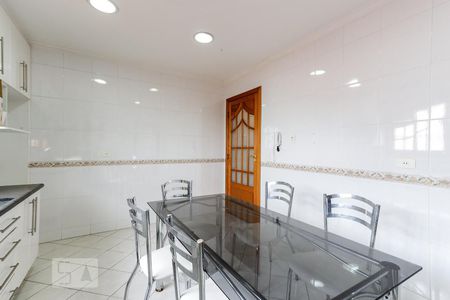 Casa à venda com 494m², 5 quartos e 6 vagas Casa à venda com 494m², 5 quartos e 6 vagasCozinha 1