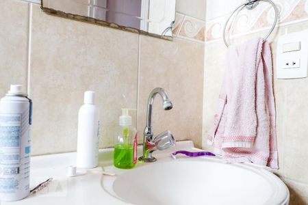 Casa à venda com 494m², 5 quartos e 6 vagas Casa à venda com 494m², 5 quartos e 6 vagasBanheiro da Suíte 4