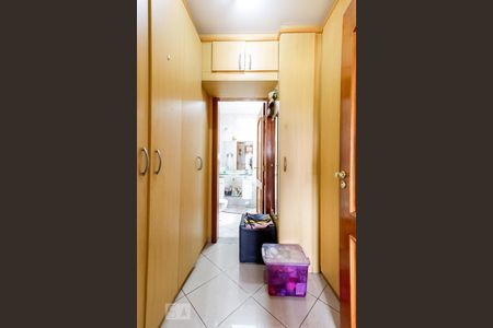 Casa à venda com 494m², 5 quartos e 6 vagas Casa à venda com 494m², 5 quartos e 6 vagasCloset da Suíte 3