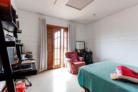 Casa à venda com 494m², 5 quartos e 6 vagas Casa à venda com 494m², 5 quartos e 6 vagasSuíte 4