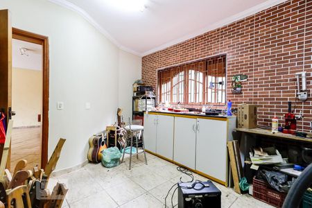 Casa à venda com 494m², 5 quartos e 6 vagas Casa à venda com 494m², 5 quartos e 6 vagasOficina