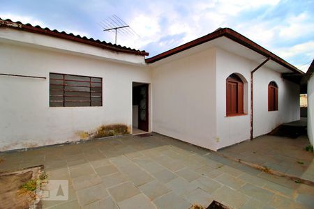 Casa à venda com 150m², 3 quartos e 3 vagasQuintal