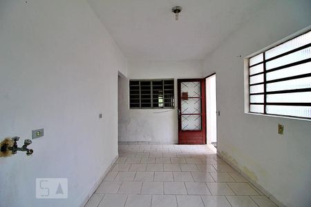 Casa à venda com 150m², 3 quartos e 3 vagasÁrea de Serviço