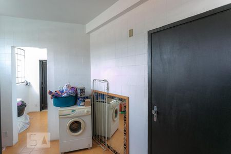Cozinha de apartamento para alugar com 1 quarto, 69m² em Santa Tereza, Belo Horizonte