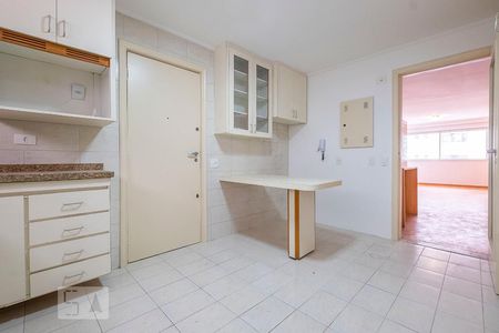 Apartamento para alugar com 125m², 2 quartos e 1 vaga Apartamento para alugar com 125m², 2 quartos e 1 vagaCozinha