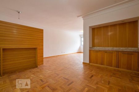 Sala de apartamento para alugar com 2 quartos, 125m² em Cerqueira César, São Paulo