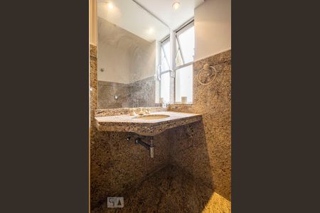 Apartamento para alugar com 125m², 2 quartos e 1 vaga Apartamento para alugar com 125m², 2 quartos e 1 vagaBanheiro Social