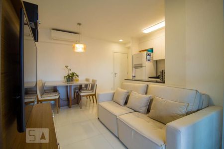 Sala de apartamento à venda com 2 quartos, 68m² em Vila Dom Pedro I, São Paulo