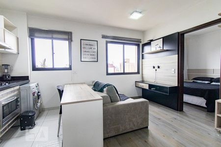 Sala e Cozinha de apartamento à venda com 1 quarto, 45m² em Centro, Curitiba