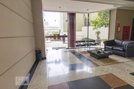 Hall de Entrada de apartamento à venda com 1 quarto, 45m² em Centro, Curitiba
