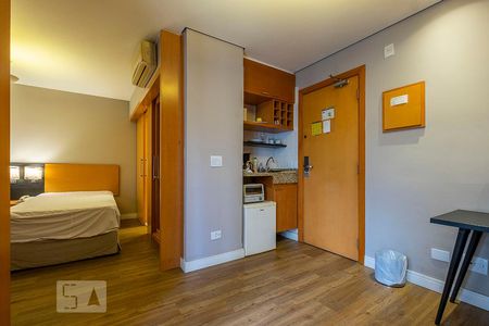 Sala de kitnet/studio para alugar com 1 quarto, 30m² em Paraíso, São Paulo
