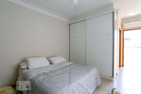 Casa à venda com 204m², 4 quartos e 4 vagas Casa à venda com 204m², 4 quartos e 4 vagasSuíte 2