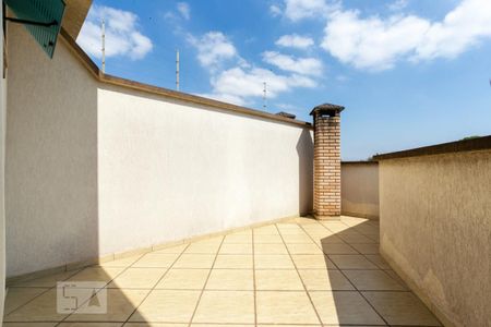 Casa à venda com 204m², 4 quartos e 4 vagas Casa à venda com 204m², 4 quartos e 4 vagasTerraço da suíte 2