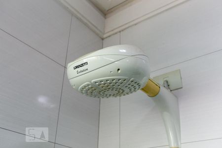 Casa à venda com 204m², 4 quartos e 4 vagas Casa à venda com 204m², 4 quartos e 4 vagasBanheiro da suíte 1