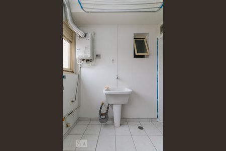 Apartamento para alugar com 110m², 3 quartos e 2 vagasÁrea de serviço