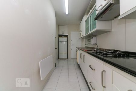 Apartamento para alugar com 110m², 3 quartos e 2 vagasCozinha