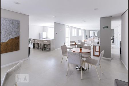 Apartamento à venda com 42m², 2 quartos e sem vaga Apartamento à venda com 42m², 2 quartos e sem vagaSalão de Festas