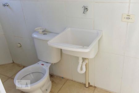 Banheiro de kitnet/studio para alugar com 1 quarto, 39m² em Mandaqui, São Paulo