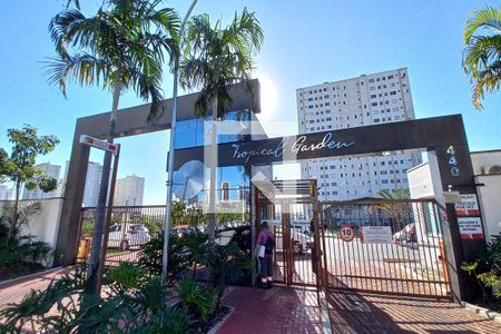 Apartamento para alugar com 47m², 2 quartos e 1 vagaFachada e portaria