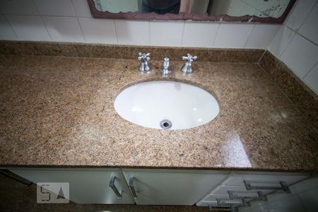 Apartamento para alugar com 123m², 3 quartos e 3 vagas Apartamento para alugar com 123m², 3 quartos e 3 vagasSuite