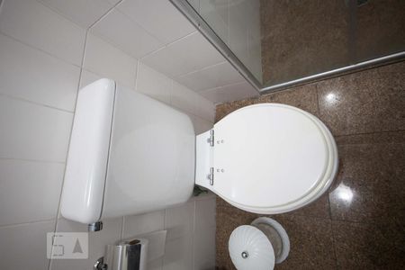 Apartamento para alugar com 123m², 3 quartos e 3 vagas Apartamento para alugar com 123m², 3 quartos e 3 vagasBanheiro social