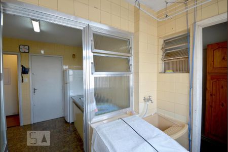 Apartamento à venda com 72m², 2 quartos e 1 vaga Apartamento à venda com 72m², 2 quartos e 1 vagaArea de Serviço
