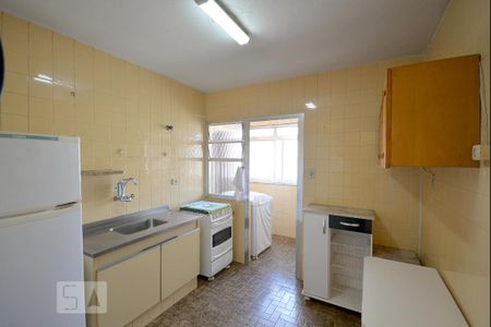 Apartamento à venda com 72m², 2 quartos e 1 vaga Apartamento à venda com 72m², 2 quartos e 1 vagaCozinha