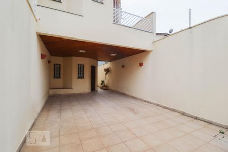 Garagem de casa à venda com 5 quartos, 210m² em Jardim Bom Clima, Guarulhos